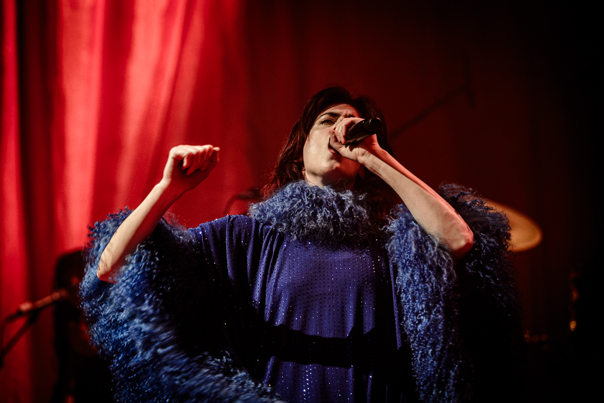 Sylvie Kreusch @ C Mine, picture 8, photographed by Bjorn Hoeterickx - FrontView Magazine