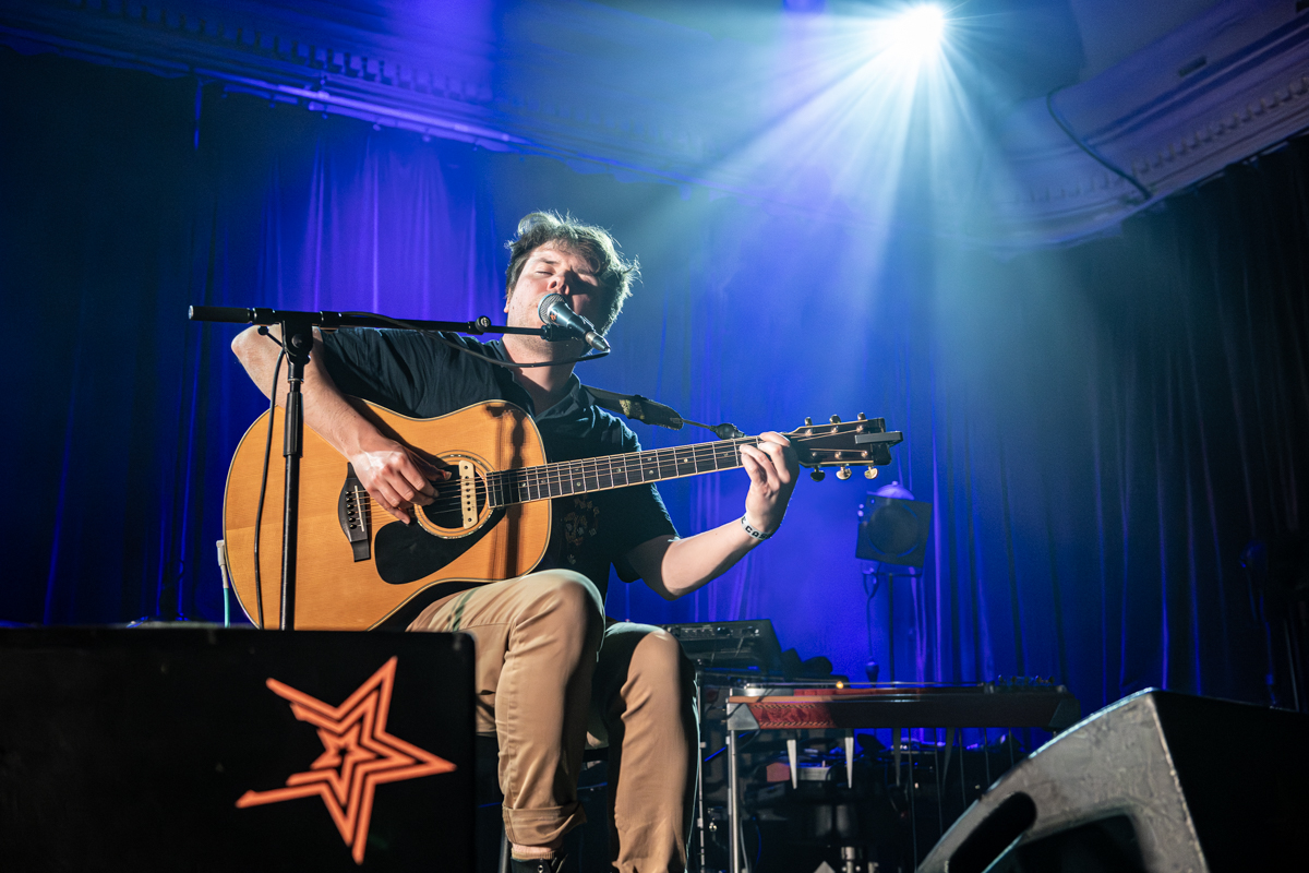 junior Brother @ De Casino, picture 8, photographed by Bart Janssens - FrontView Magazine