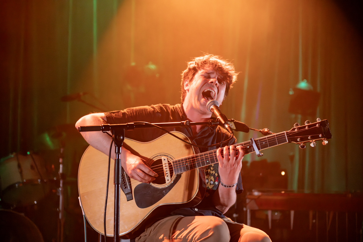 junior Brother @ De Casino, picture 10, photographed by Bart Janssens - FrontView Magazine