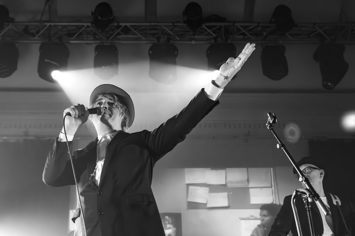Peter Doherty @ De Casino, picture 14, photographed by Bart Janssens - FrontView Magazine
