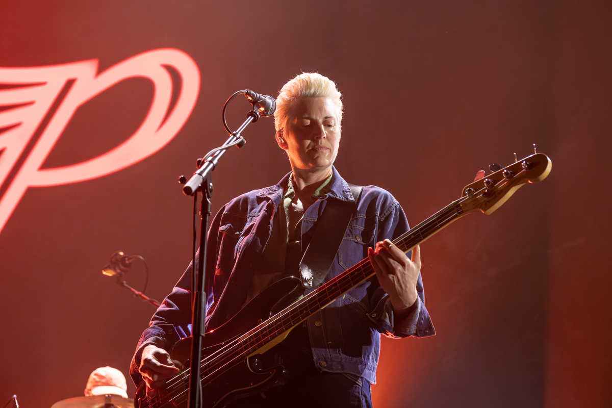 Pixies @ Lotto Arena, picture 9, photographed by Bart Janssens - FrontView Magazine