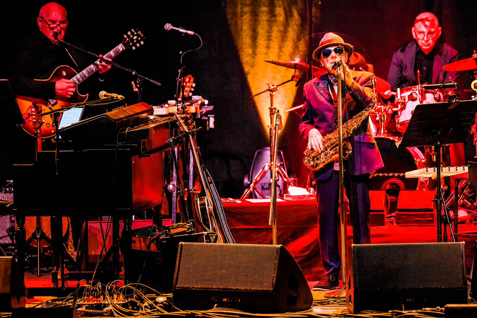 Van Morrison In concert, picture 2, photographed by Paul Jongeneelen - FrontView Magazine