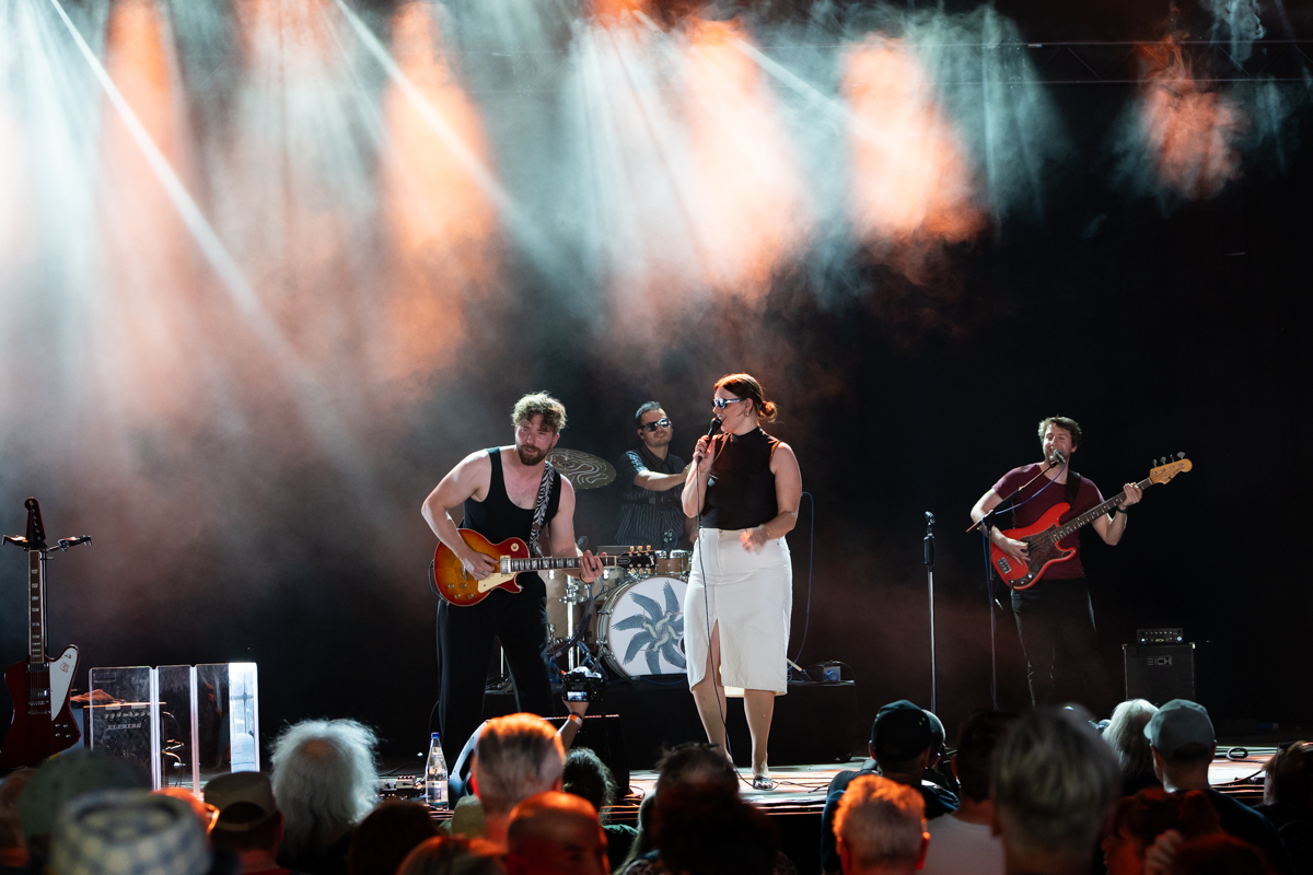 Harlem Lake @ Roots & Roses Festival, picture 14, photographed by Koen Marcoen - FrontView Magazine