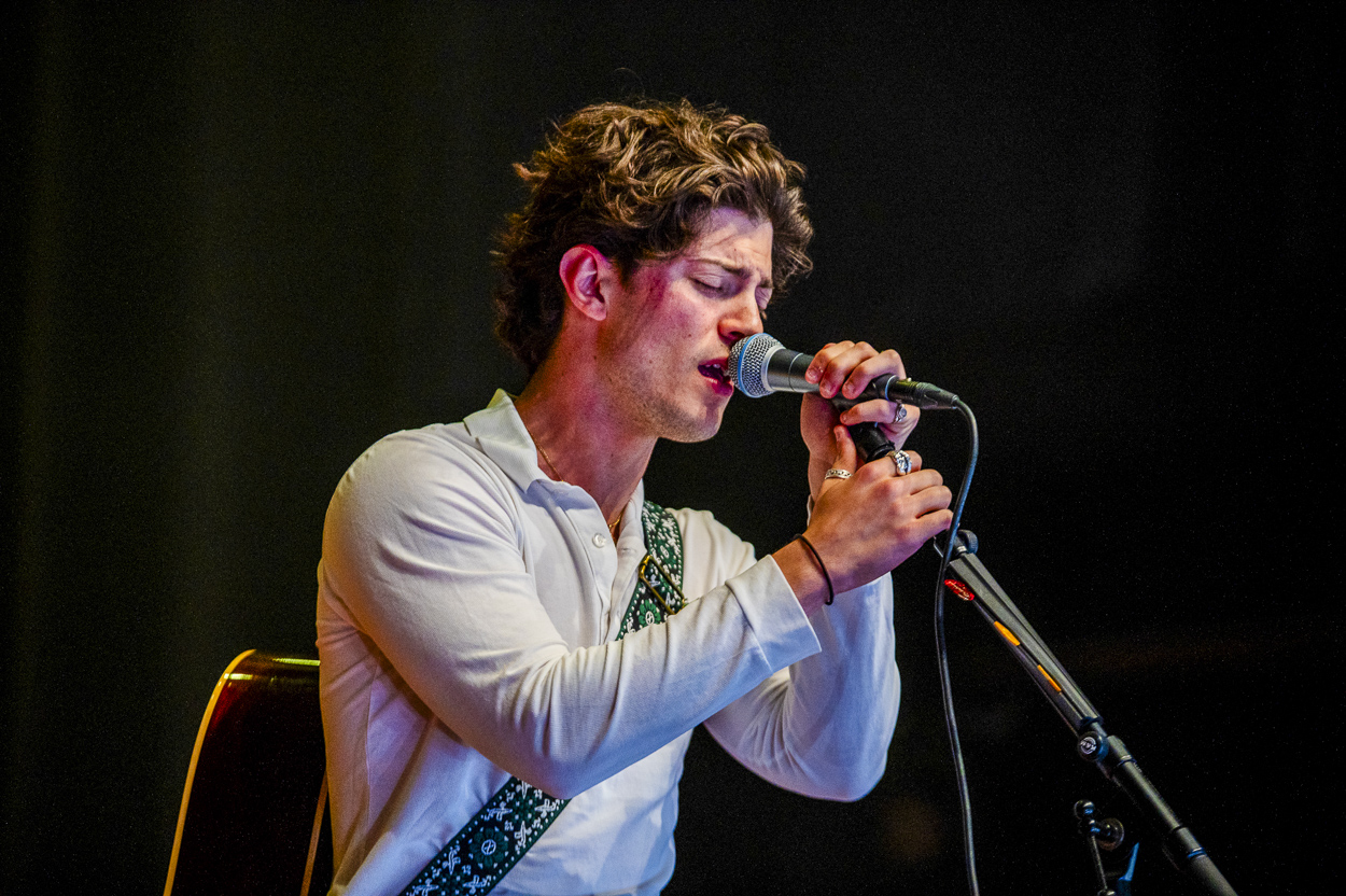 Only the poets @ Muziekgieterij, picture 2, photographed by Anoek Houben - FrontView Magazine