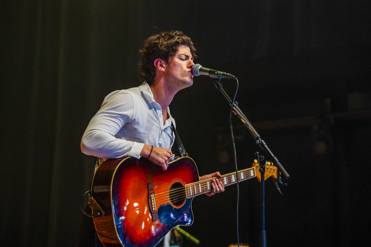 Only the poets @ Muziekgieterij, picture 3, photographed by Anoek Houben - FrontView Magazine