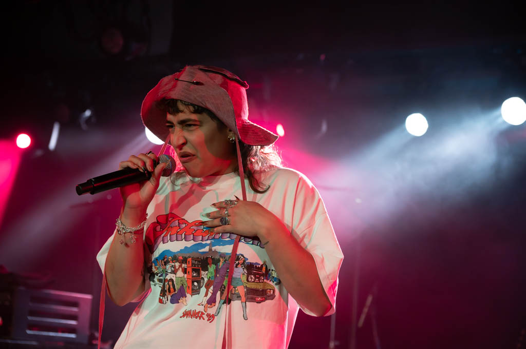 Abattoir Anvers & Friends @ 42u StuBru, picture 2, photographed by Gert Daemen - FrontView Magazine