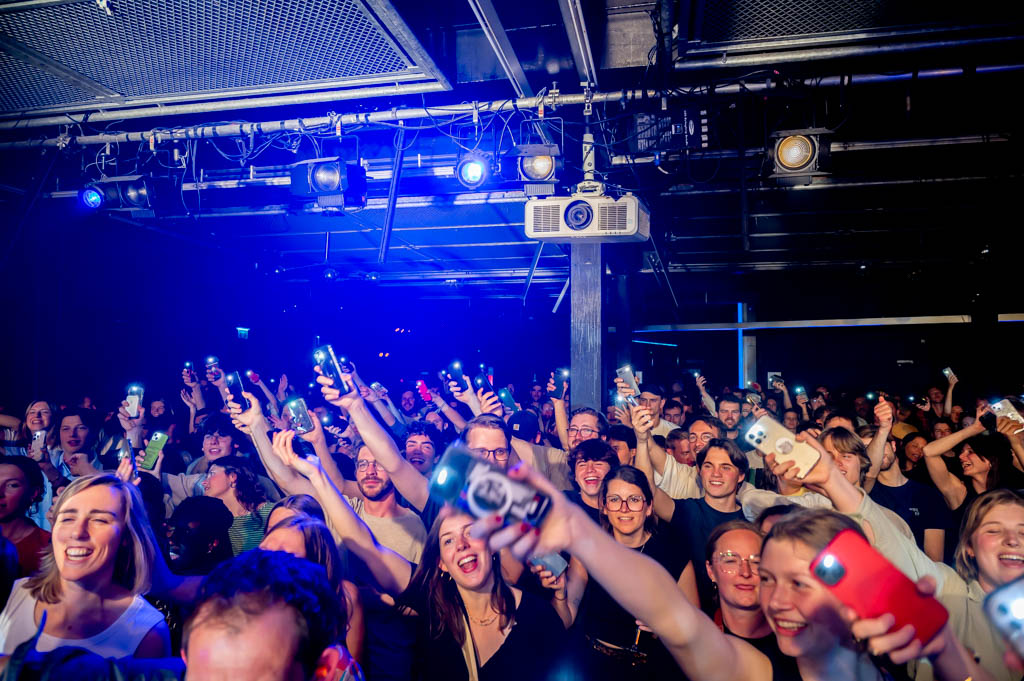 Abattoir Anvers & Friends @ 42u StuBru, picture 9, photographed by Gert Daemen - FrontView Magazine
