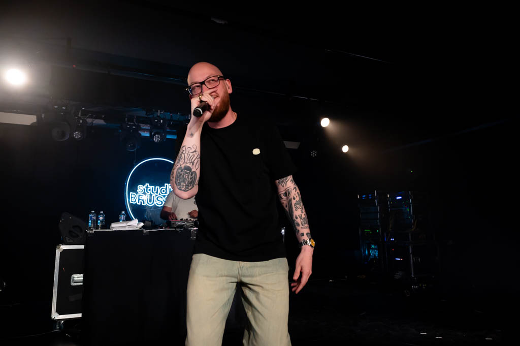 Abattoir Anvers & Friends @ 42u StuBru, picture 24, photographed by Gert Daemen - FrontView Magazine