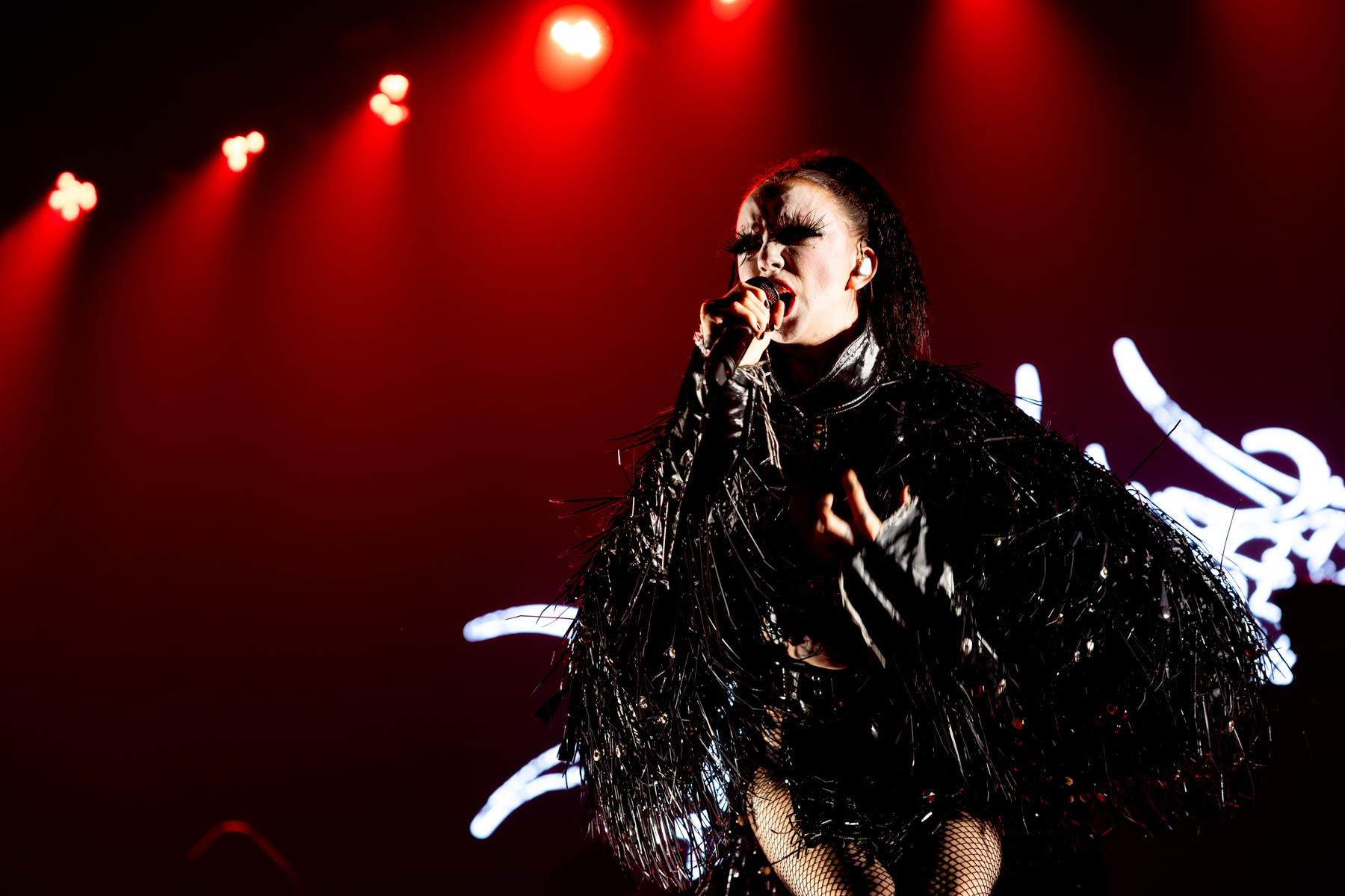 Bambie Thug @ Vorst Nationaal, picture 3, photographed by Dorien Goetschalckx - FrontView Magazine