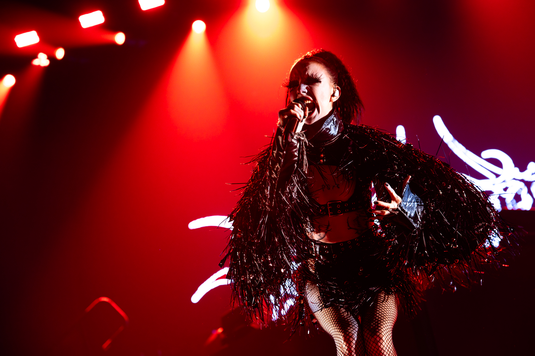 Bambie Thug @ Vorst Nationaal, picture 6, photographed by Dorien Goetschalckx - FrontView Magazine