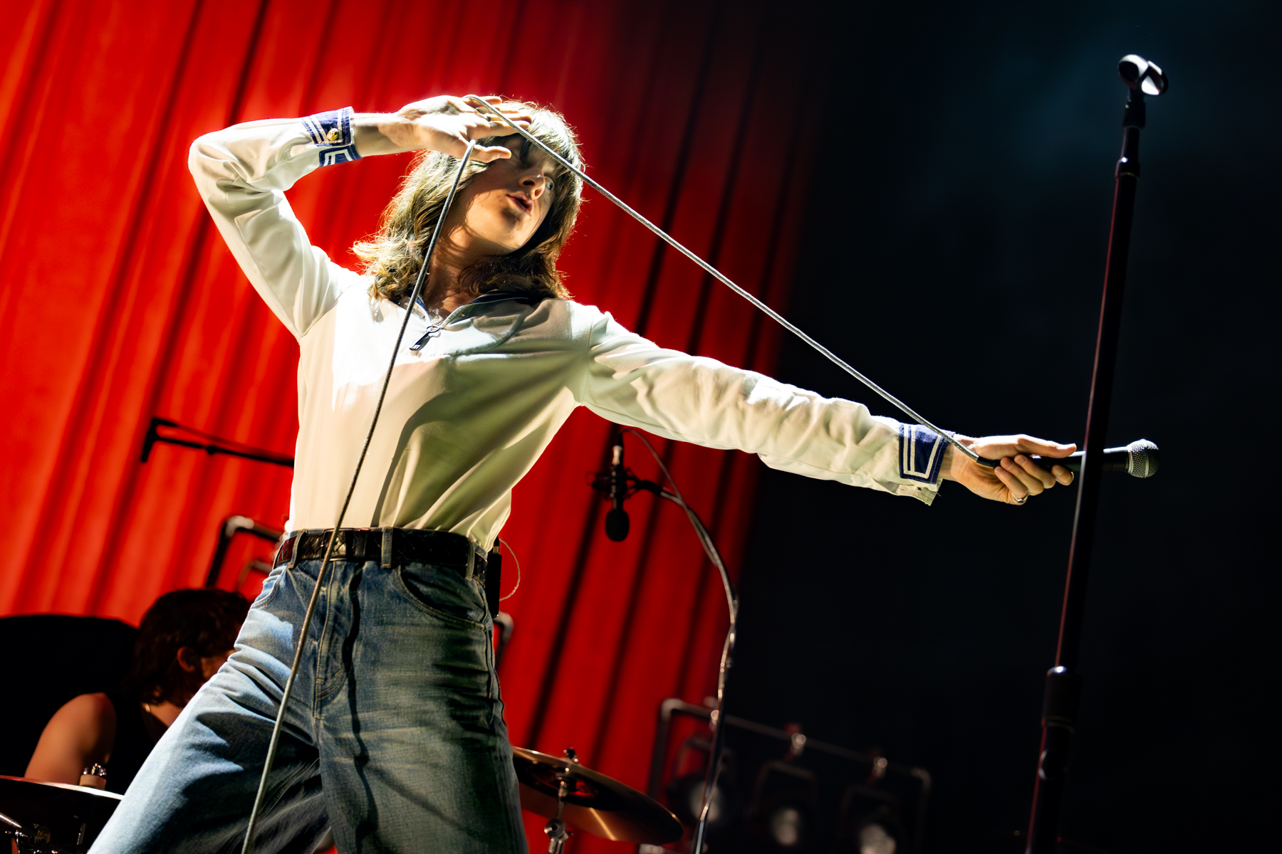 Blossoms @ Lotto Arena, picture 1, photographed by Dorien Goetschalckx - FrontView Magazine