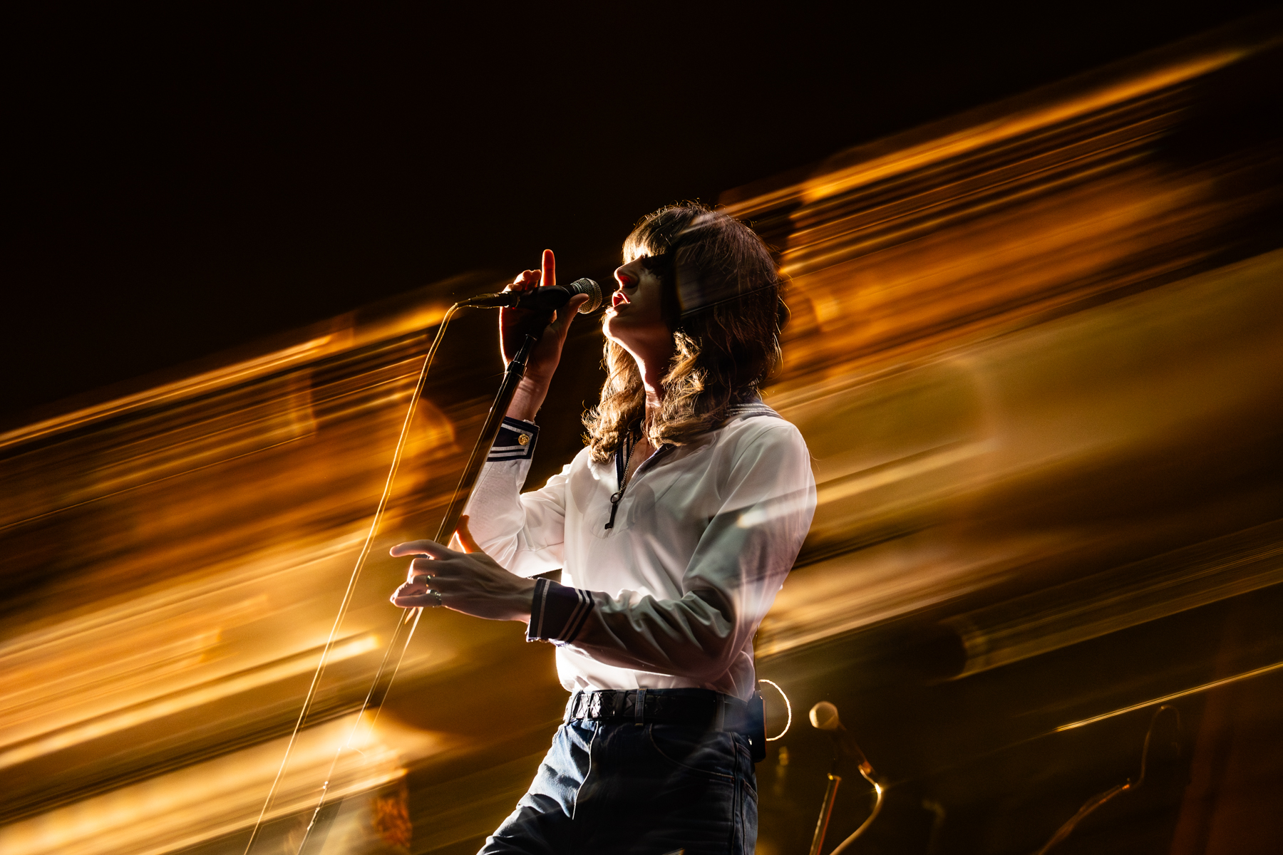 Blossoms @ Lotto Arena, picture 6, photographed by Dorien Goetschalckx - FrontView Magazine