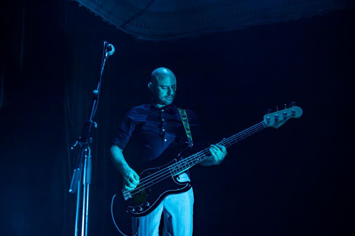Customs @ De Casino, picture 3, photographed by Bart Janssens - FrontView Magazine