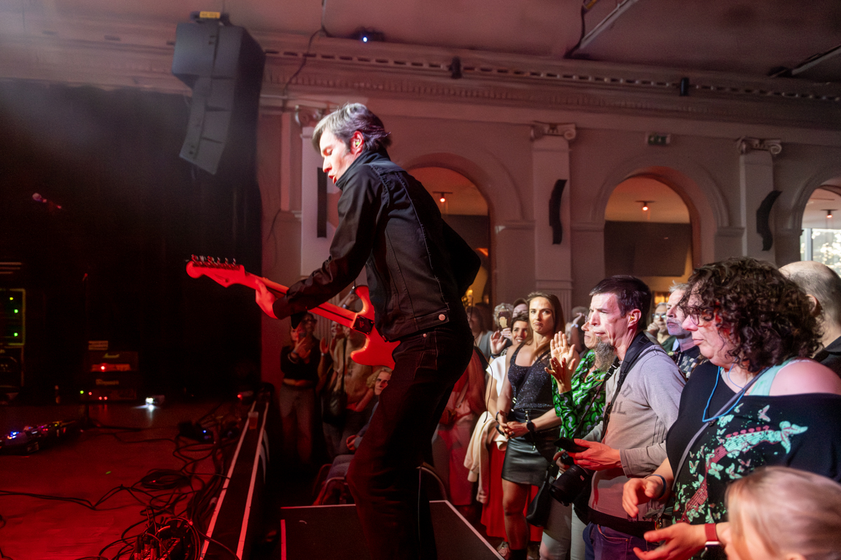 Customs @ De Casino, picture 4, photographed by Bart Janssens - FrontView Magazine