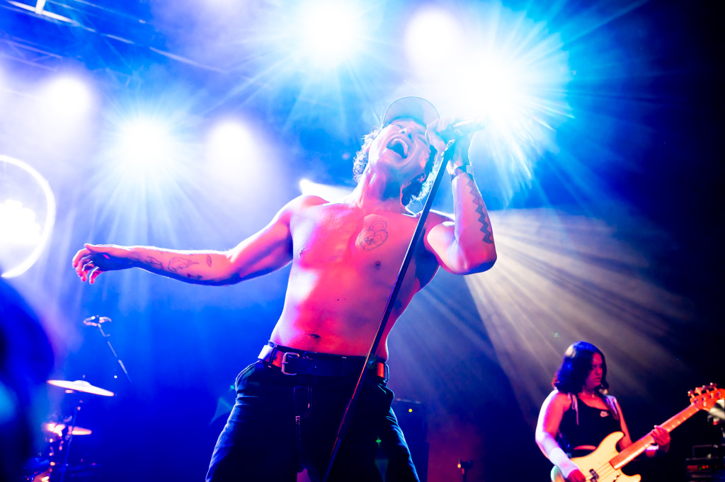 Stone @ 42u Stubru, picture 8, photographed by Gert Daemen - FrontView Magazine