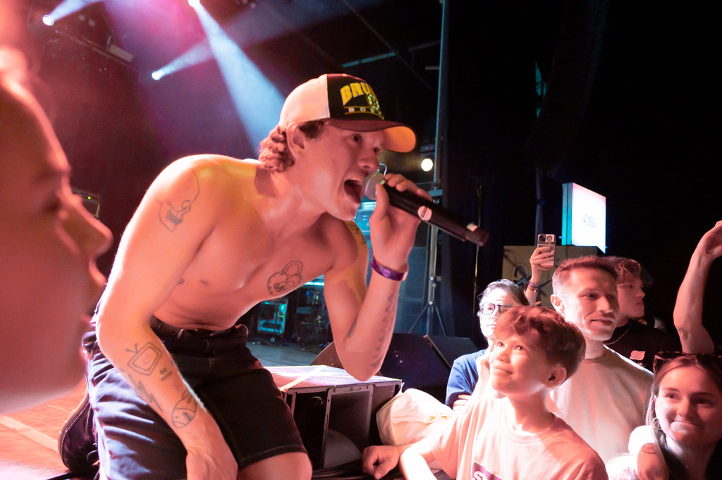 Stone @ 42u Stubru, picture 9, photographed by Gert Daemen - FrontView Magazine