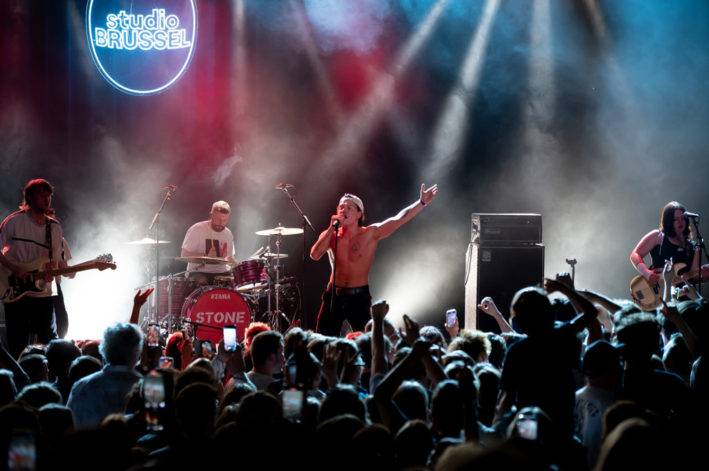 Stone @ 42u Stubru, picture 13, photographed by Gert Daemen - FrontView Magazine