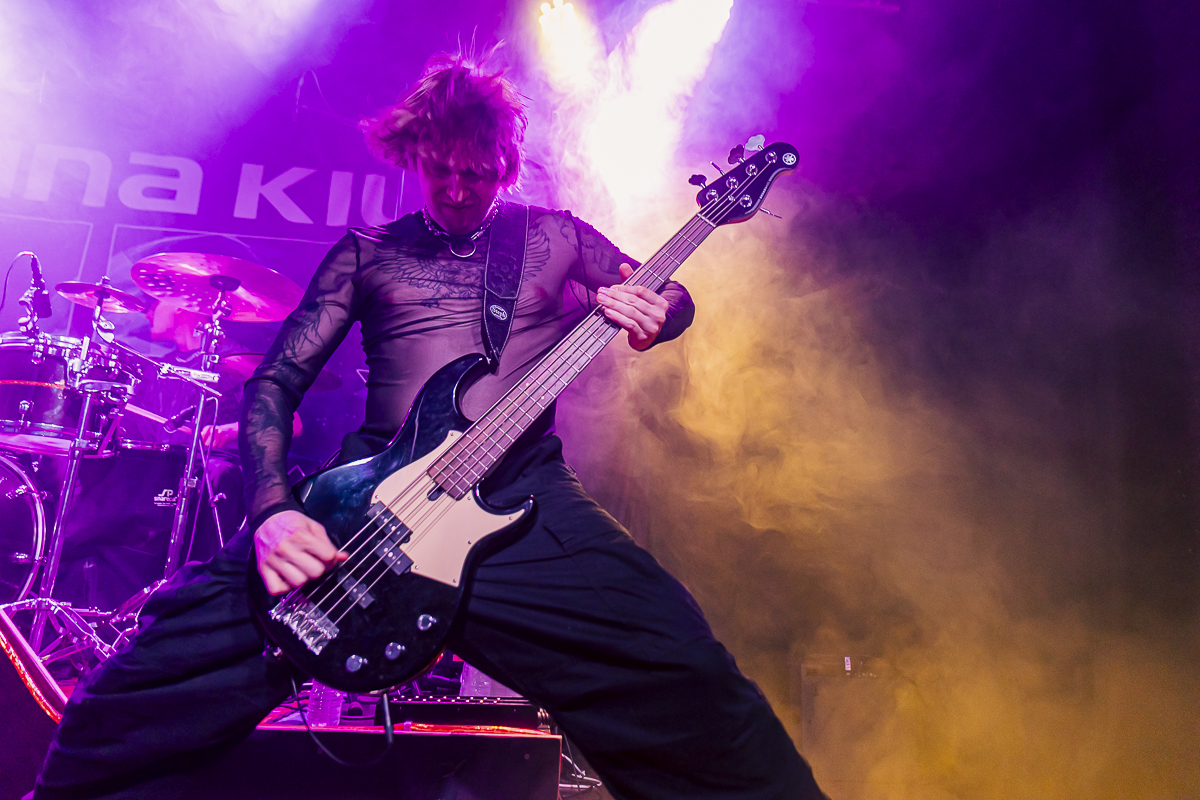 Luna Kills @ Club Hell Diest, picture 8, photographed by Peter Smet - FrontView Magazine