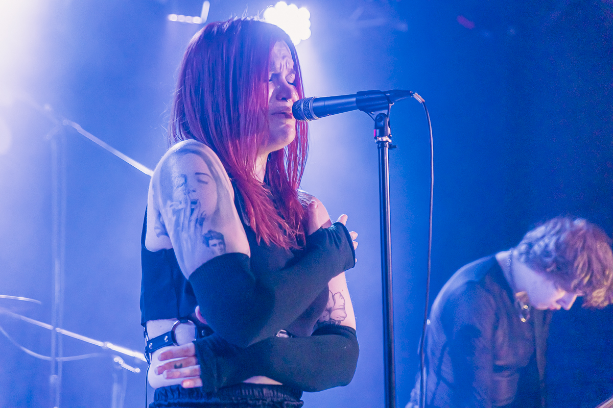Luna Kills @ Club Hell Diest, picture 21, photographed by Peter Smet - FrontView Magazine