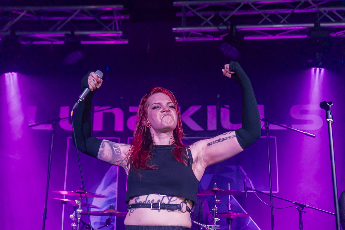 Luna Kills @ Club Hell Diest, picture 24, photographed by Peter Smet - FrontView Magazine