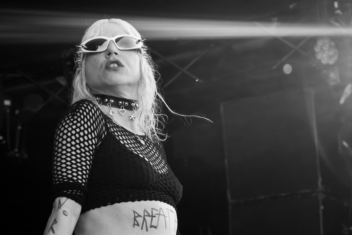 Kap Bambino @ Les Nuits Botanique, picture 12, photographed by Koen Marcoen - FrontView Magazine
