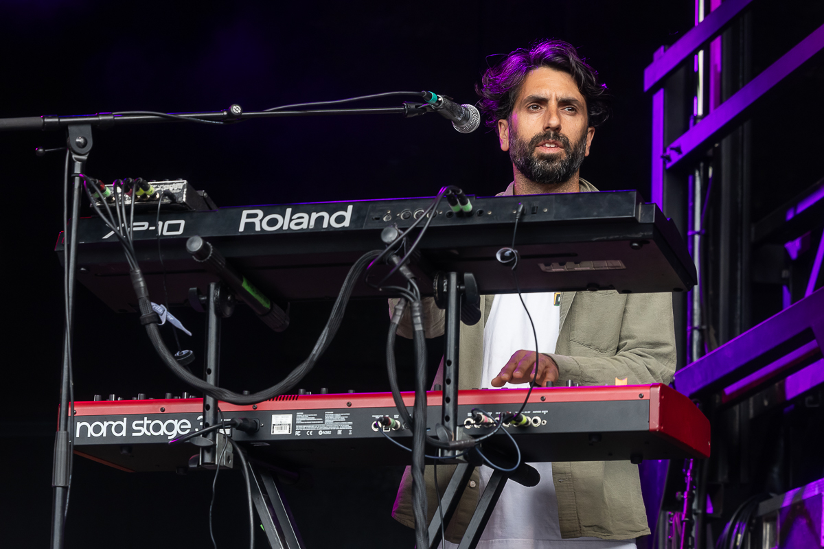 Shniece McMenamin & Run Come Down @ Antwerp Reggae Festival 2025, picture 4, photographed by Marc Verdonck - FrontView Magazine