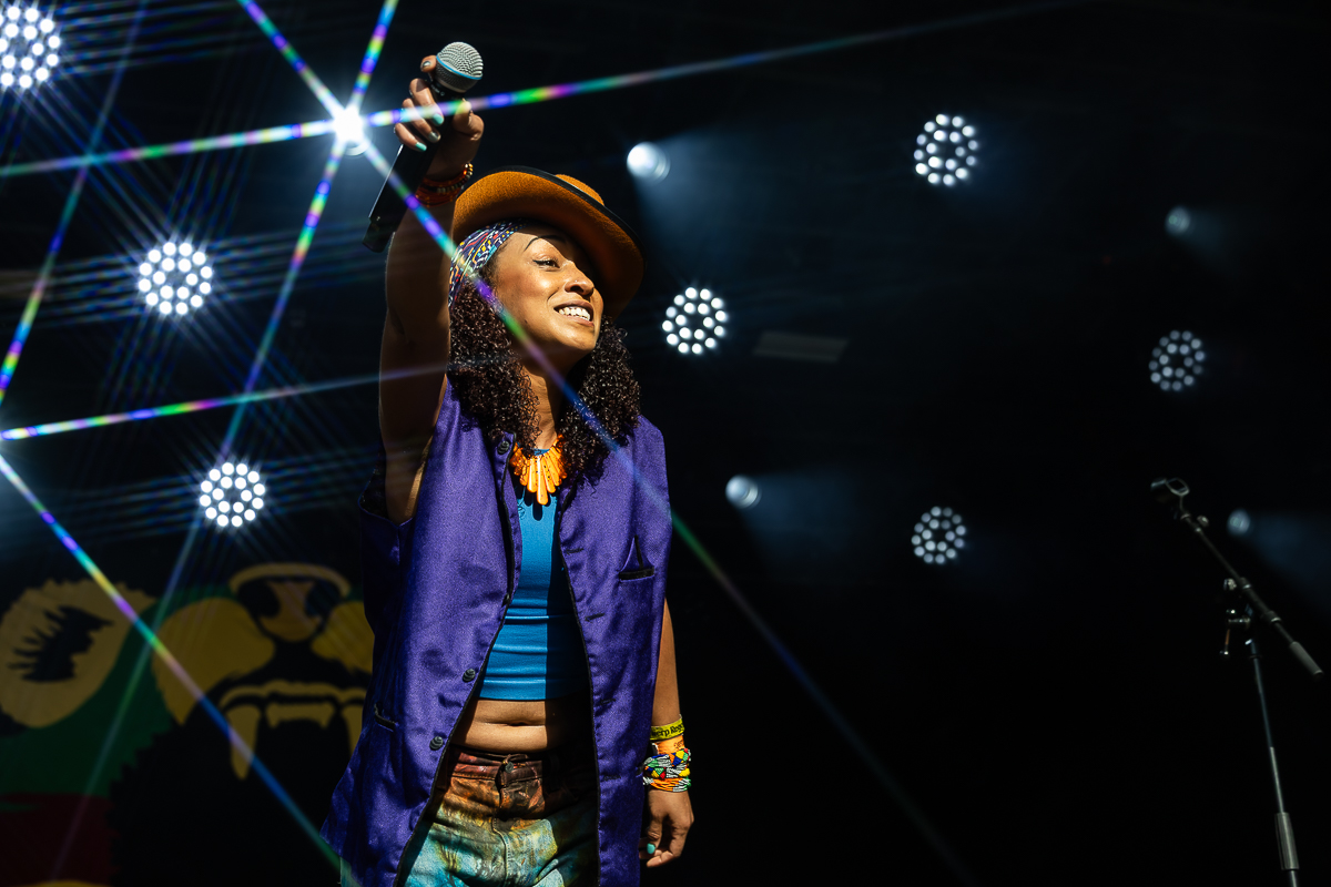 Shniece McMenamin & Run Come Down @ Antwerp Reggae Festival 2025, picture 20, photographed by Marc Verdonck - FrontView Magazine