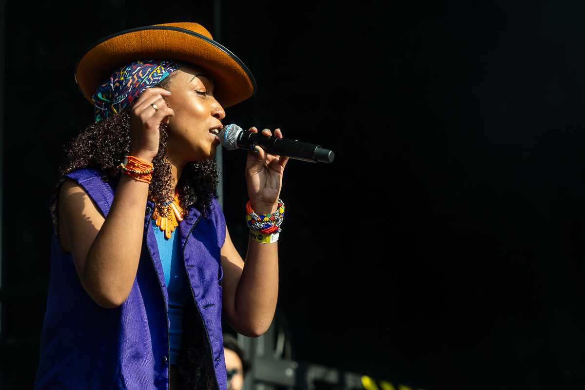 Shniece McMenamin & Run Come Down @ Antwerp Reggae Festival 2025, picture 21, photographed by Marc Verdonck - FrontView Magazine