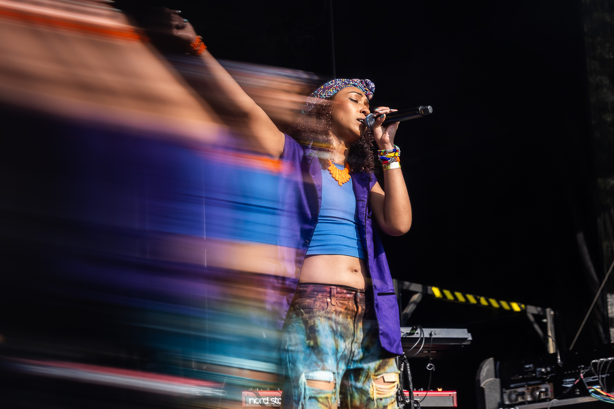 Shniece McMenamin & Run Come Down @ Antwerp Reggae Festival 2025, picture 27, photographed by Marc Verdonck - FrontView Magazine