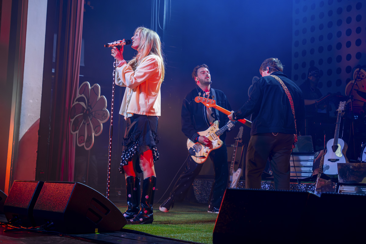 S10 @ De Roma, picture 7, photographed by dirk janssens - FrontView Magazine
