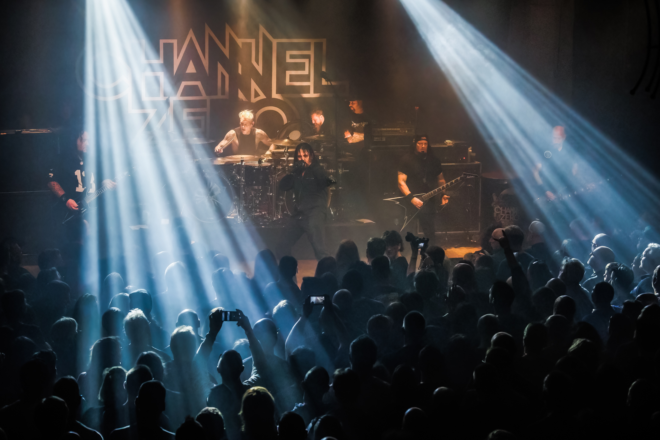 Channel Zero In concert, picture 11, photographed by Paul Jongeneelen - FrontView Magazine