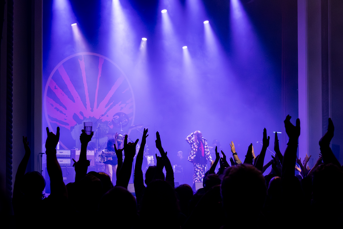 Living Colour @ De Roma, picture 9, photographed by Bart Janssens - FrontView Magazine