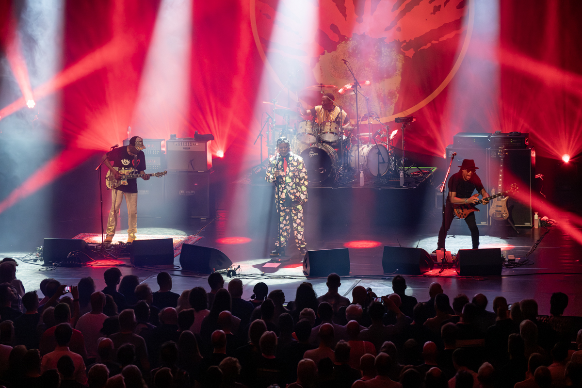 Living Colour @ De Roma, picture 15, photographed by Bart Janssens - FrontView Magazine