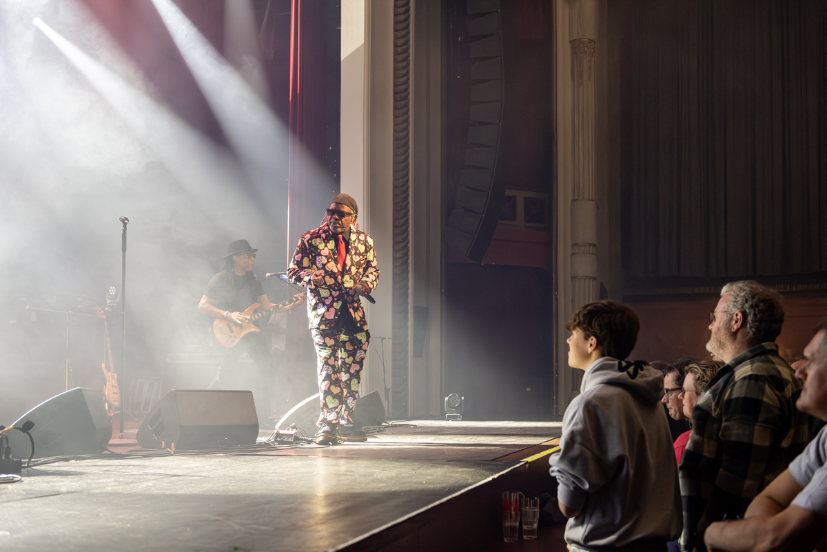Living Colour @ De Roma, picture 18, photographed by Bart Janssens - FrontView Magazine