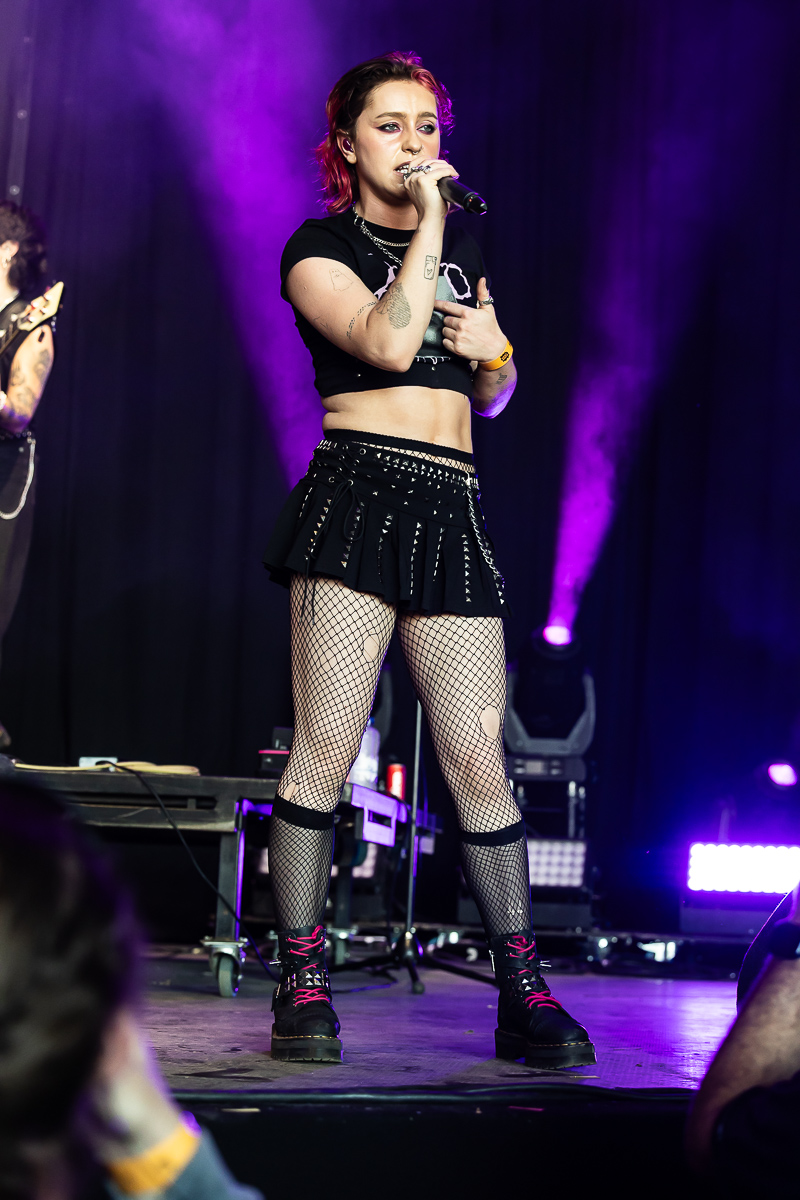 Beth McCarthy @ Vestrock 2025, picture 14, photographed by Marc Verdonck - FrontView Magazine