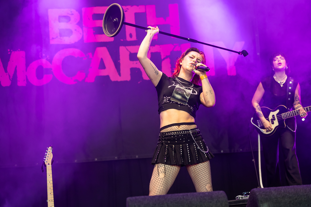 Beth McCarthy @ Vestrock 2025, picture 30, photographed by Marc Verdonck - FrontView Magazine