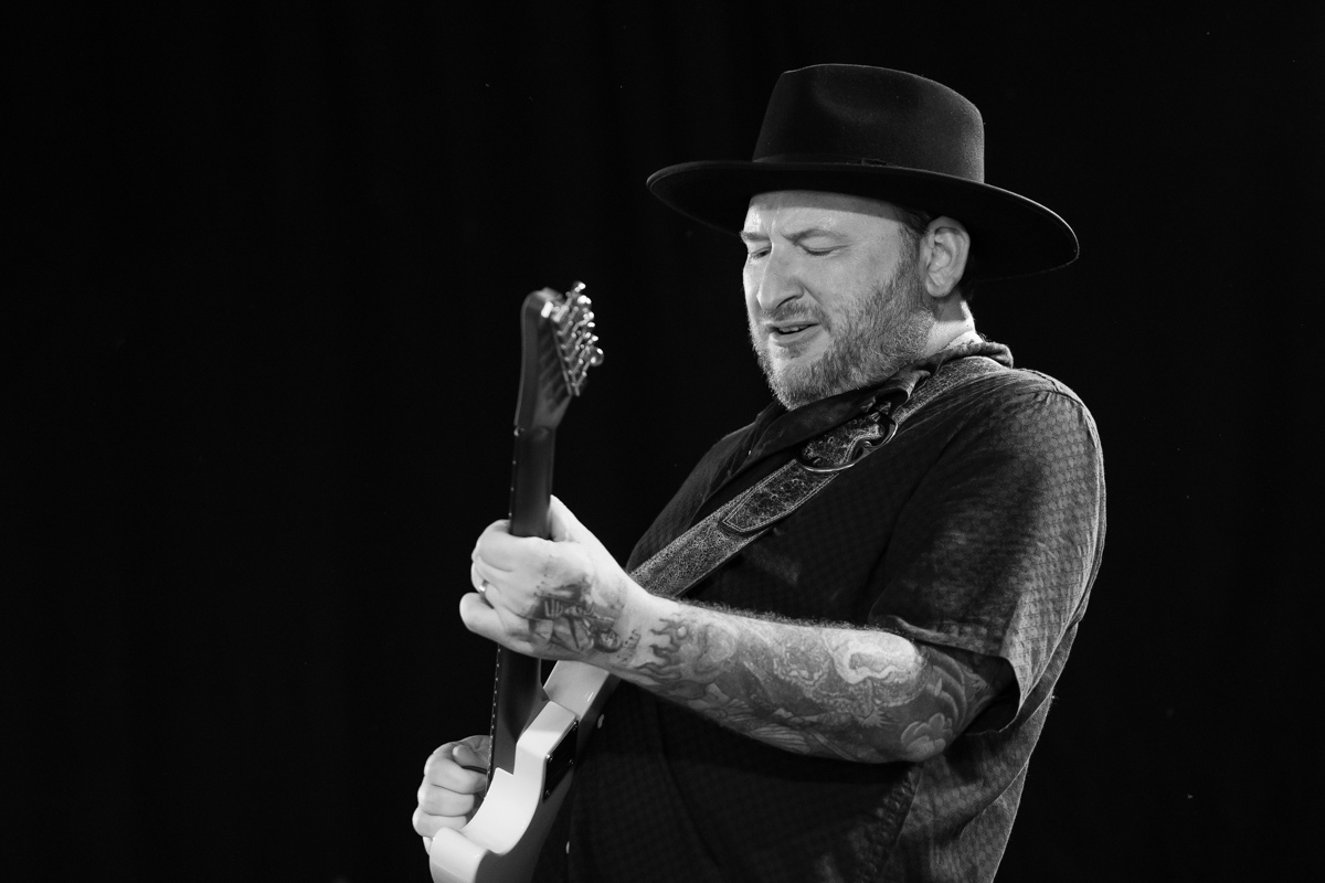 Josh Smith @ Duvelblues, picture 9, photographed by Koen Marcoen - FrontView Magazine