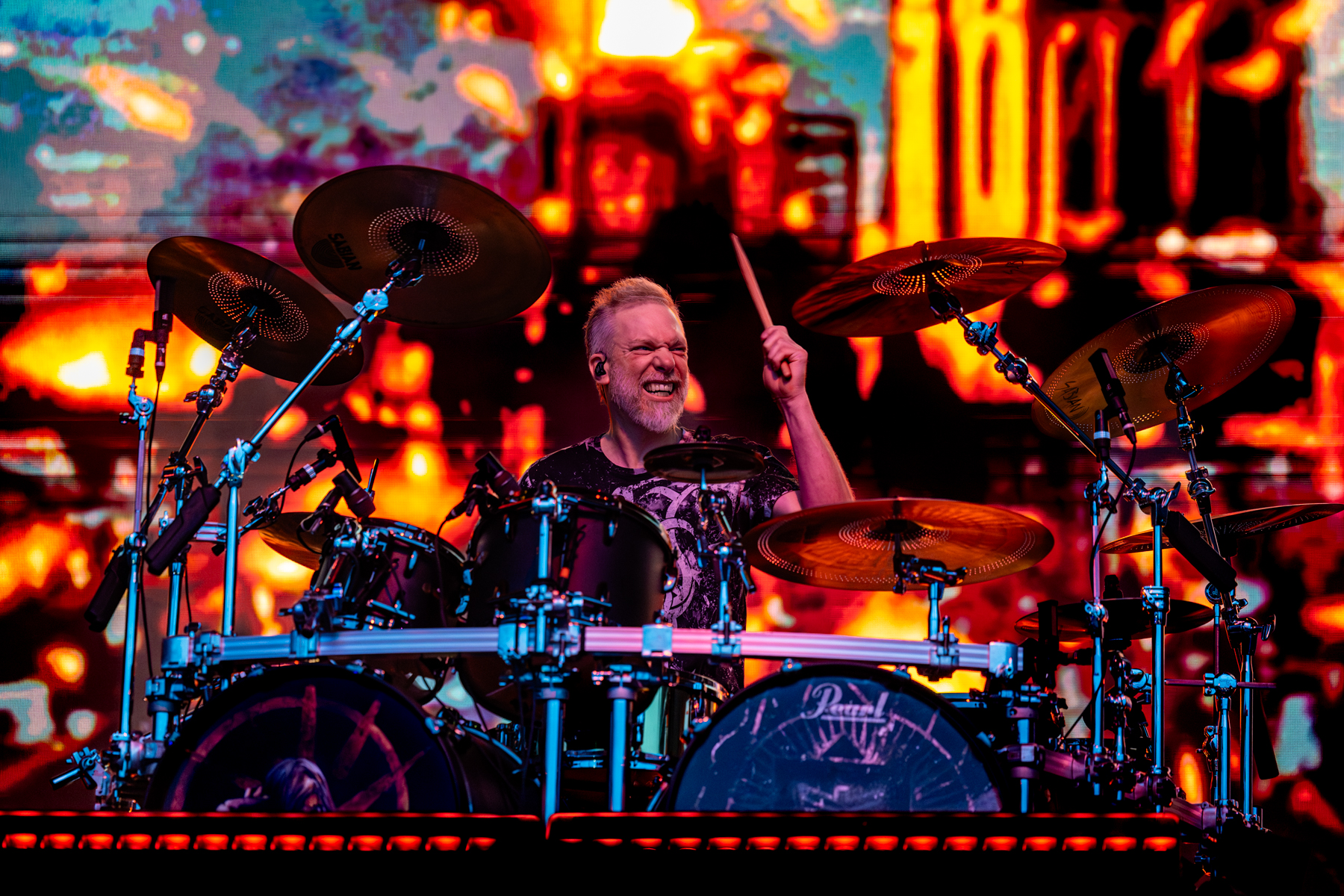 Within Temptation @ Vestrock, picture 2, photographed by Dorien Goetschalckx - FrontView Magazine