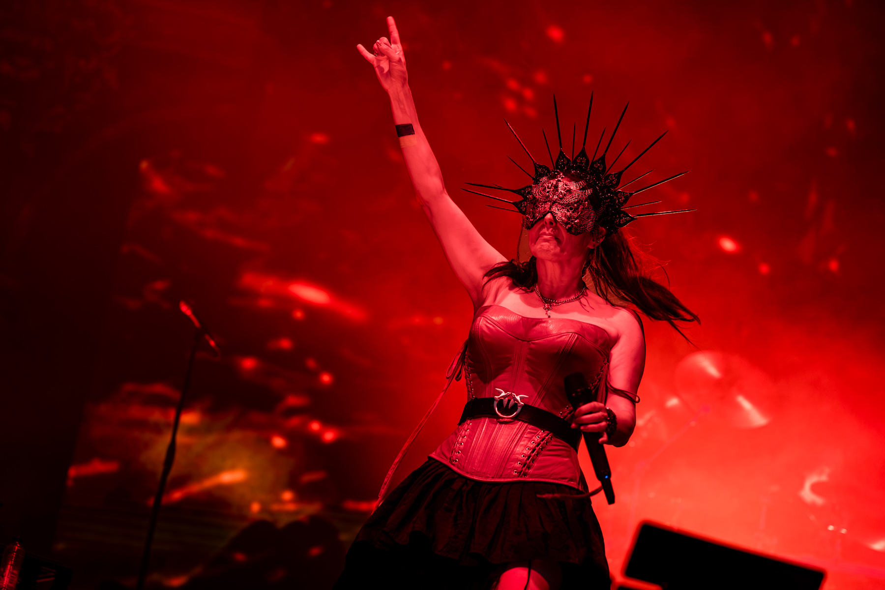 Within Temptation @ Vestrock, picture 11, photographed by Dorien Goetschalckx - FrontView Magazine