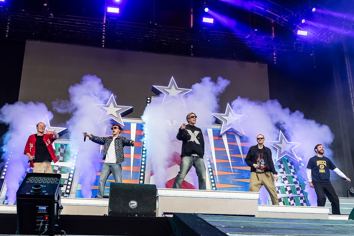 Bankzitters @ Vestrock 2025, picture 3, photographed by Marc Verdonck - FrontView Magazine