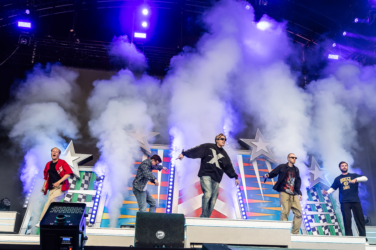 Bankzitters @ Vestrock 2025, picture 6, photographed by Marc Verdonck - FrontView Magazine