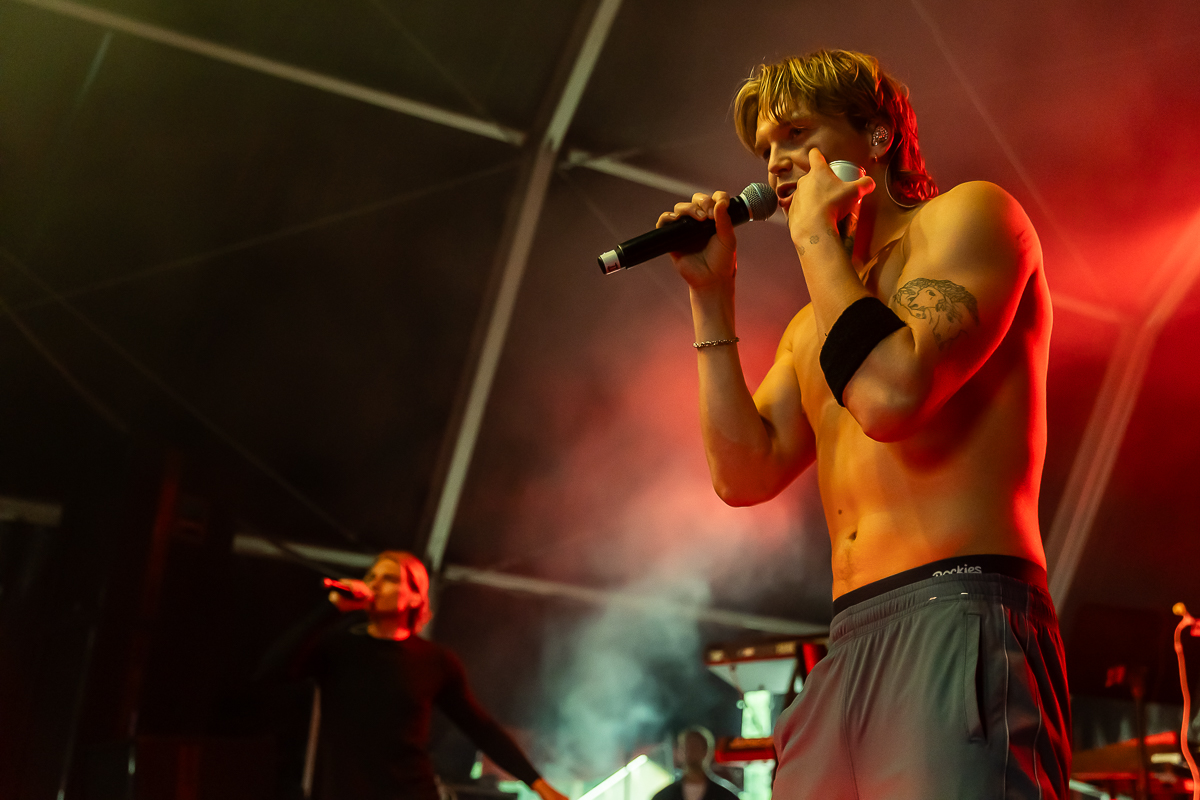 Flaire @ Vestrock 2025, picture 11, photographed by Marc Verdonck - FrontView Magazine