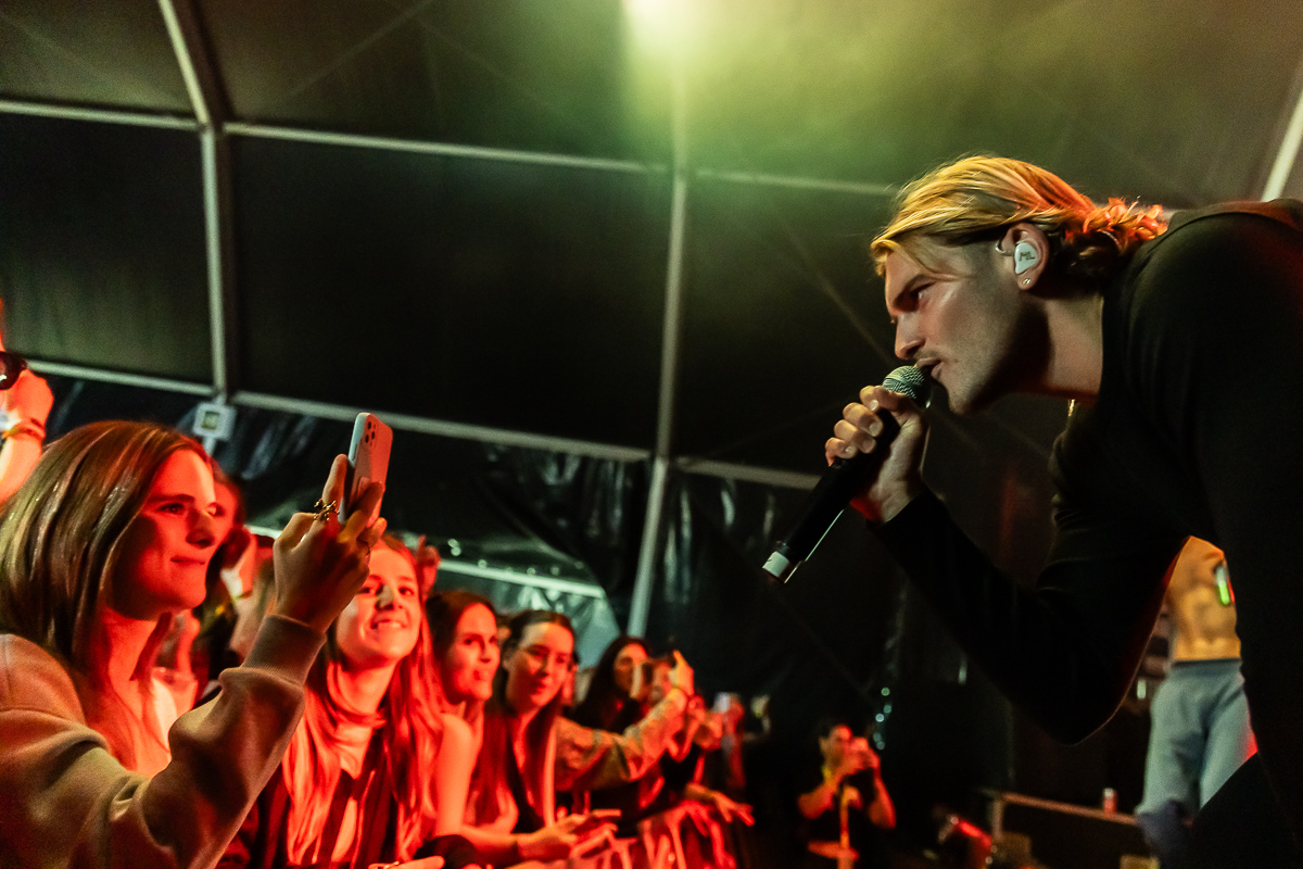 Flaire @ Vestrock 2025, picture 12, photographed by Marc Verdonck - FrontView Magazine
