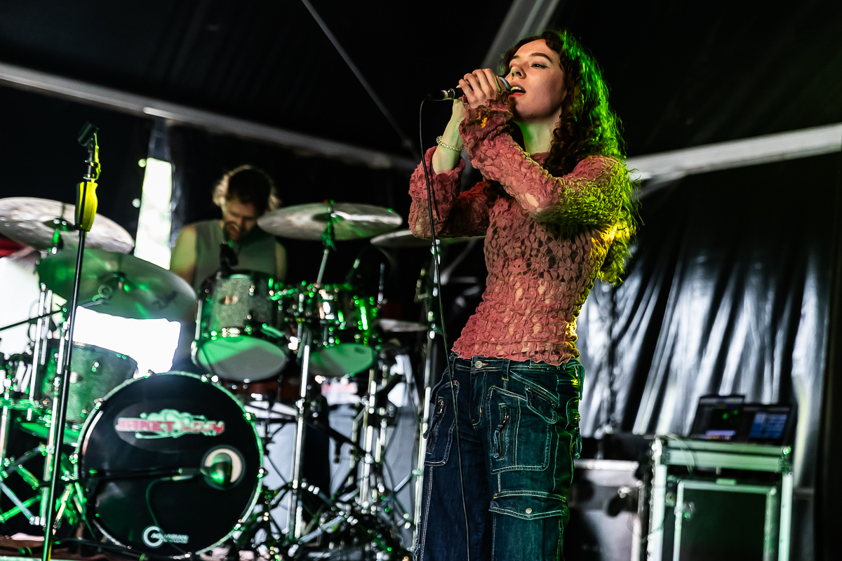 Janet Livv @ Vestrock 2025, picture 6, photographed by Marc Verdonck - FrontView Magazine