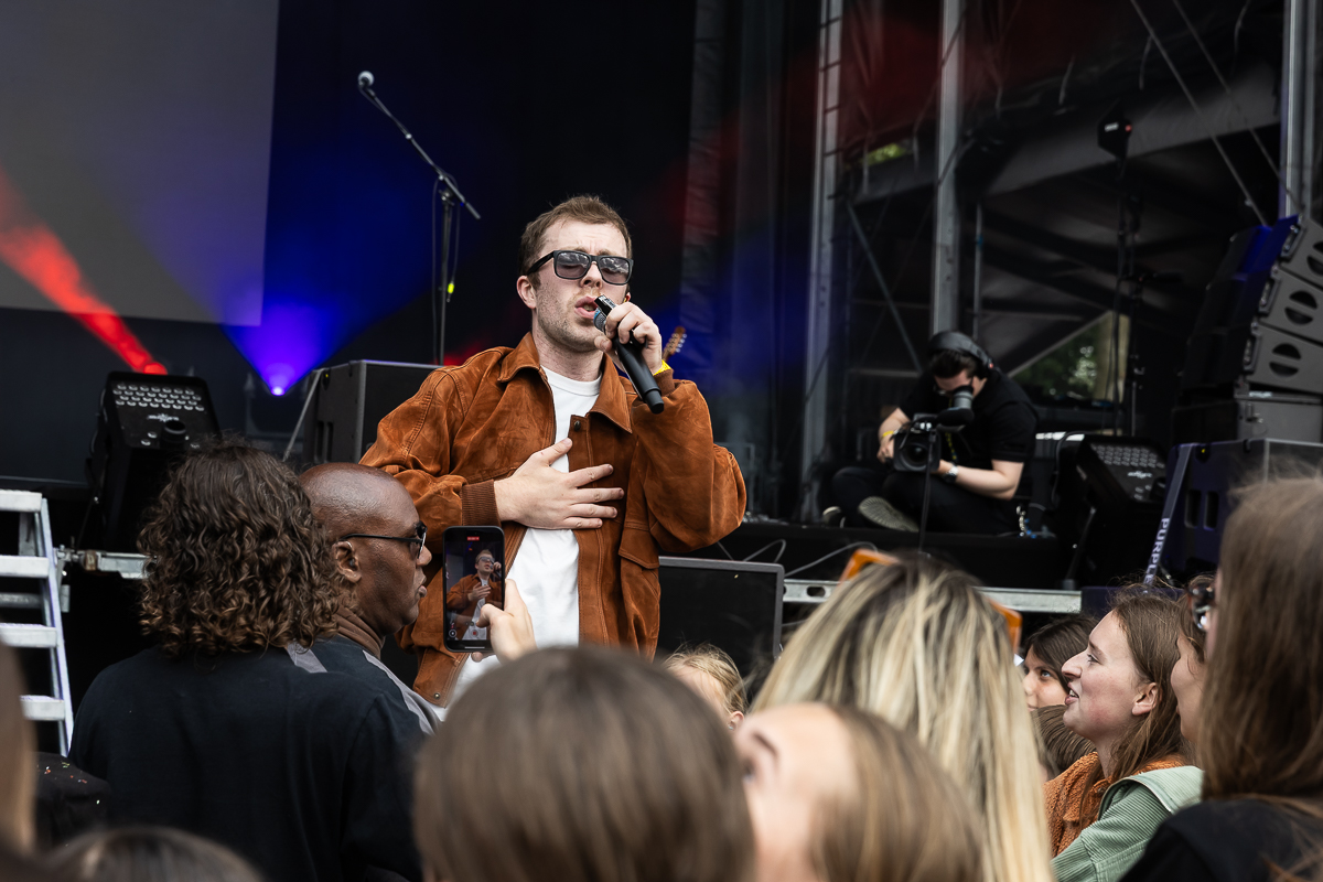 Kingfishr @ Vestrock 2025, picture 21, photographed by Marc Verdonck - FrontView Magazine