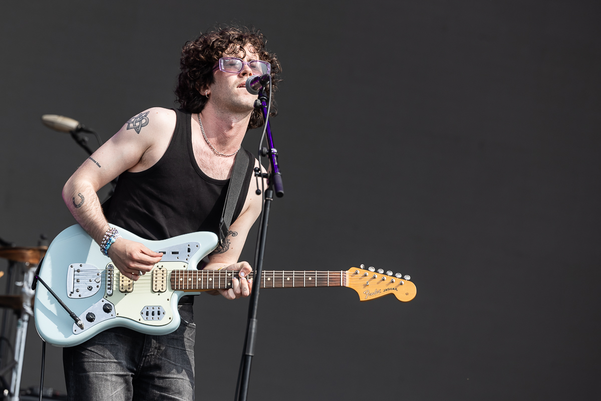 modernlove @ Vestrock 2025, picture 1, photographed by Marc Verdonck - FrontView Magazine