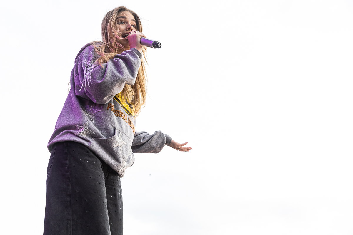 Roxy Dekker @ Vestrock 2025, picture 23, photographed by Marc Verdonck - FrontView Magazine