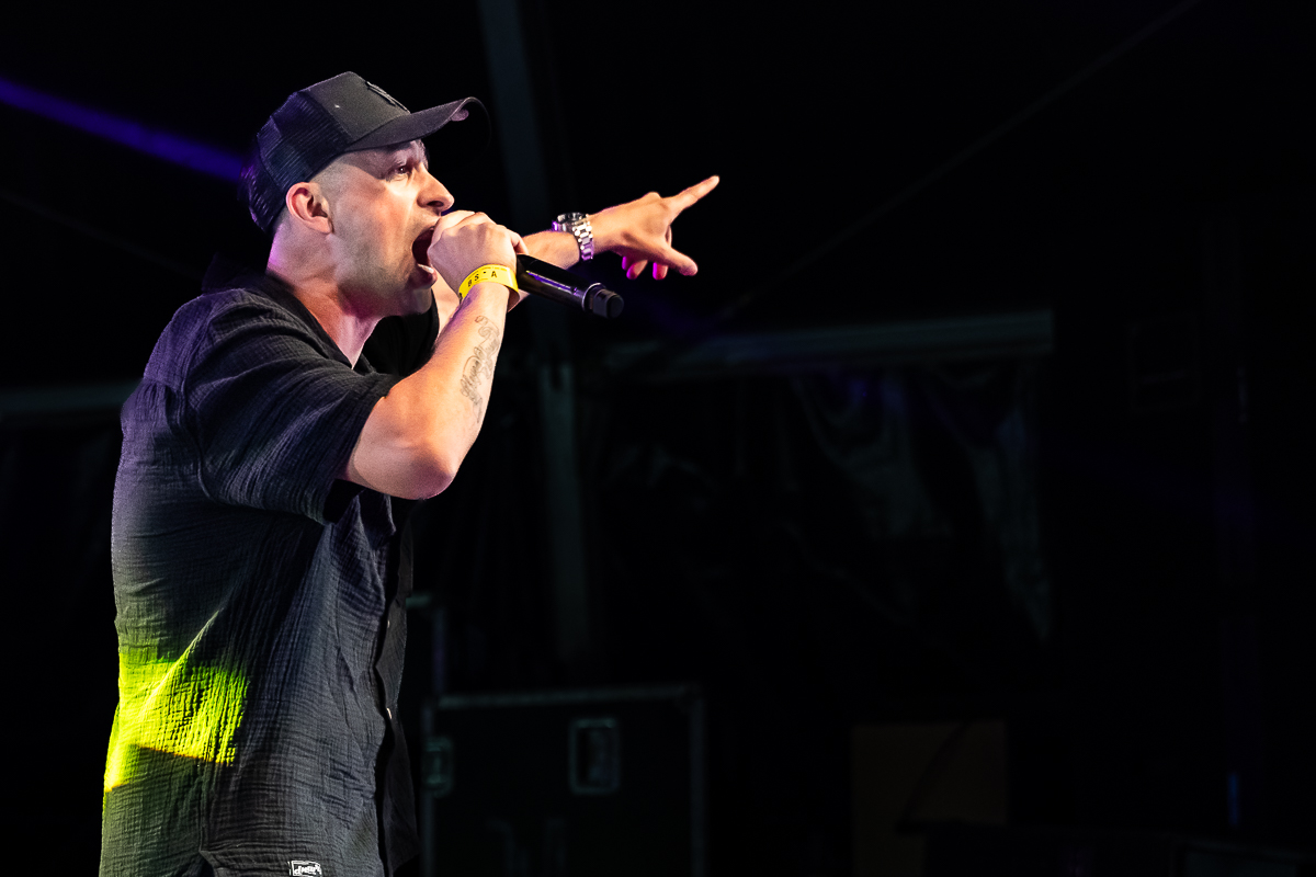 Yes-R @ Vestrock 2025, picture 7, photographed by Marc Verdonck - FrontView Magazine