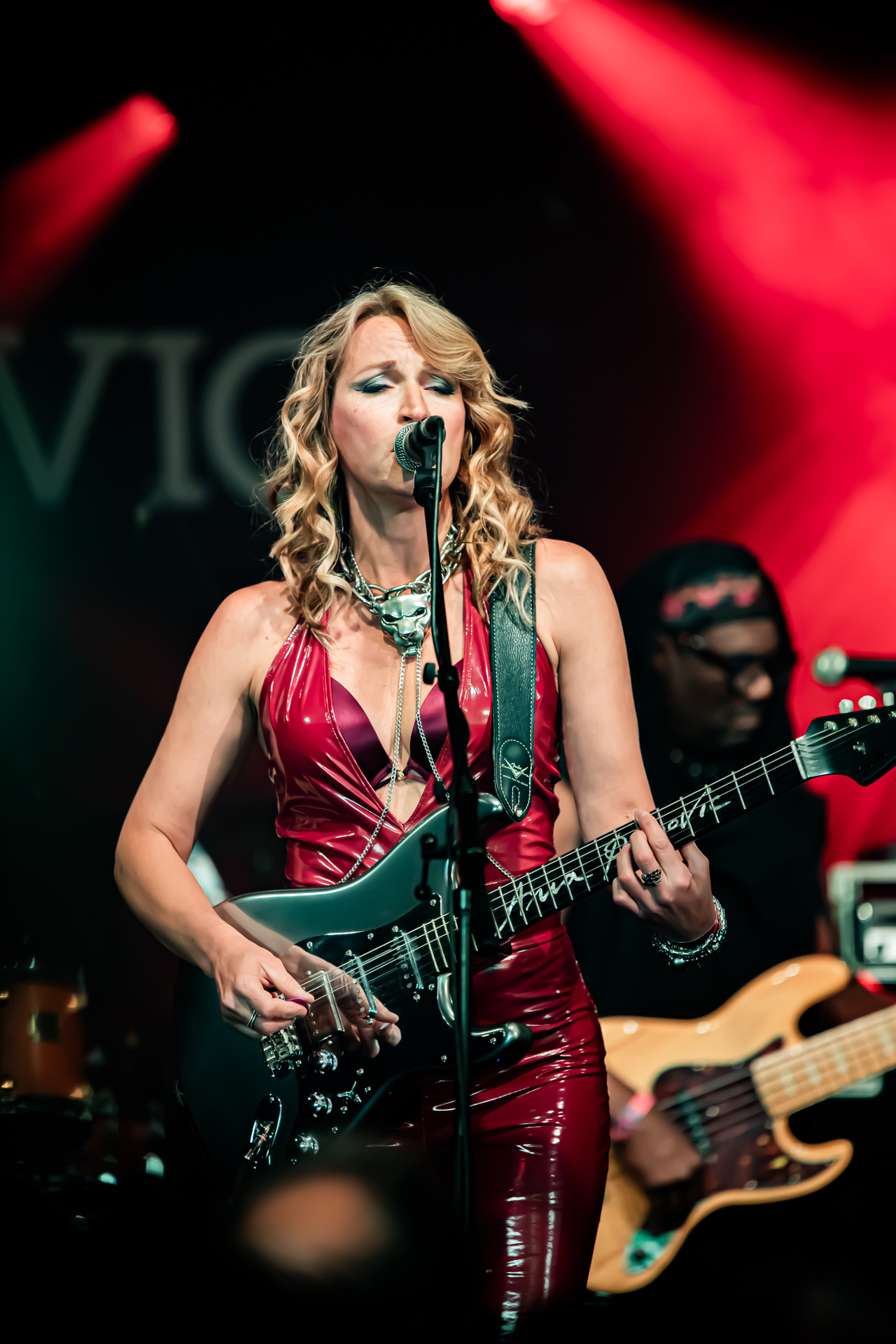 Ana Popovic @ Blues Peer, picture 11, photographed by Leen Verlinden - FrontView Magazine