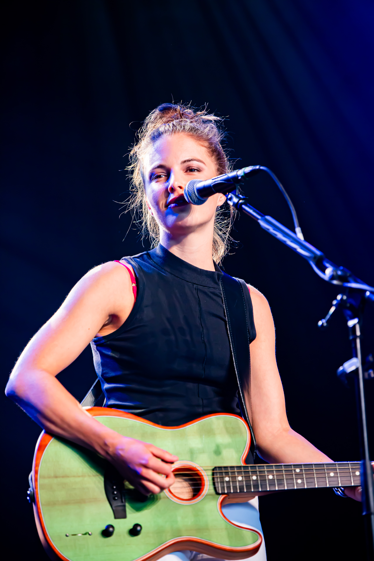 Emmy D'Arc @ Blues Peer, picture 10, photographed by Leen Verlinden - FrontView Magazine